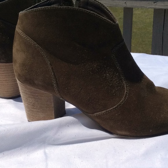 Steve Madden booties - Picture 2 of 8